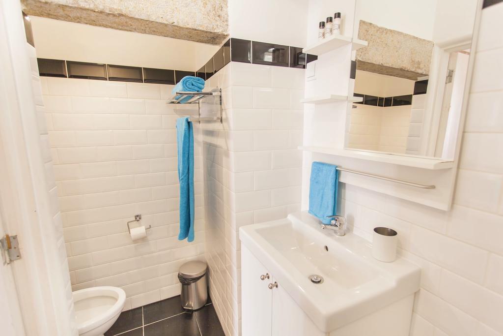 Lovelystay - Cosy Bairro Alto Duplex 리스본 외부 사진